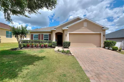 9886 Lenox St, Clermont, FL 34711