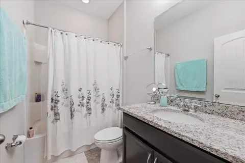 Bath - 1614 Snapper St, Saint Cloud, FL 34771 photo 4 of 4