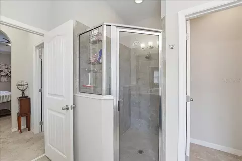 Bath - 1614 Snapper St, Saint Cloud, FL 34771 photo 2 of 4