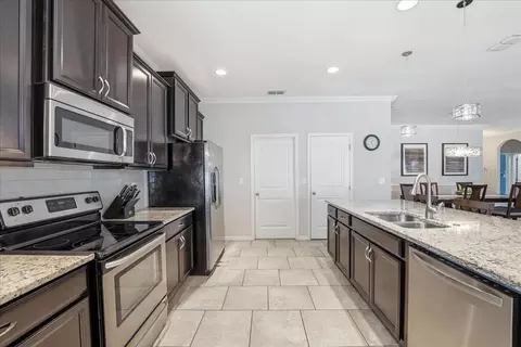 Kitchen - 1614 Snapper St, Saint Cloud, FL 34771 photo 3 of 4