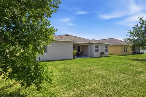 Exterior - 1614 Snapper St, Saint Cloud, FL 34771 photo 8 of 10