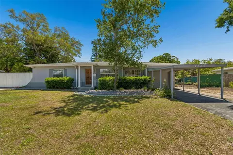 4526 Yardley Ave N, Saint Petersburg, FL 33713