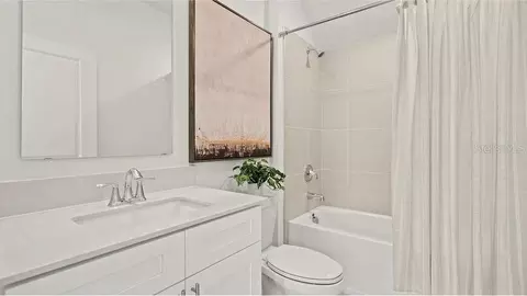 Bath - 828 Aubey Ln, Debary, FL 32713 photo 1 of 3