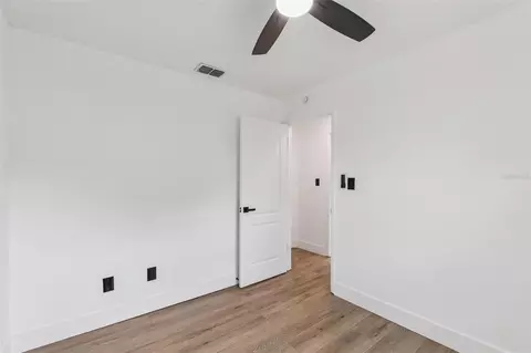 Bedroom - 472 Little Rock St, Ocoee, FL 34761 photo 6 of 10