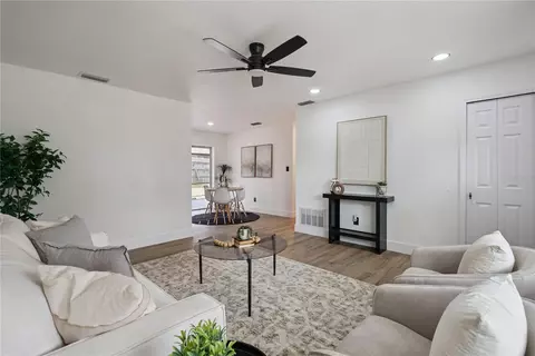 Living - 472 Little Rock St, Ocoee, FL 34761 photo 4 of 7