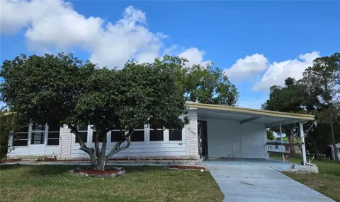 2100 Wax Myrtle Dr #1764, Zellwood, FL 32798