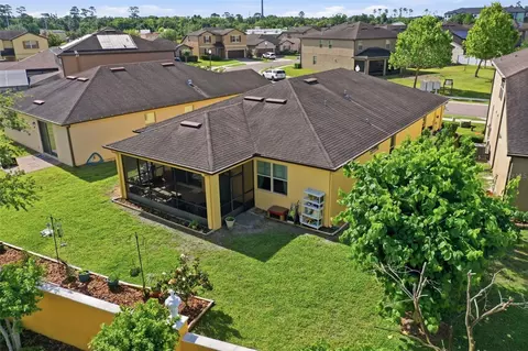 View/Area - 1670 Regal River Cir, Ocoee, FL 34761 photo 3 of 6