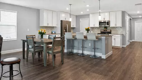 Kitchen - 5526 Limestone St, Mount Dora, FL 32757 photo 4 of 4