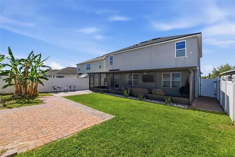 Exterior - 1895 Green Dragon Dr, Saint Cloud, FL 34771 photo 5 of 12