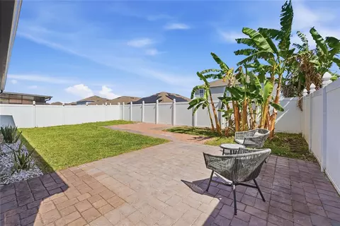 Exterior - 1895 Green Dragon Dr, Saint Cloud, FL 34771 photo 3 of 12