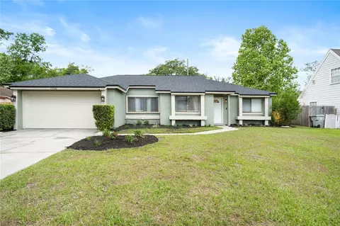 1748 Sun Ridge Dr, Apopka, FL 32703