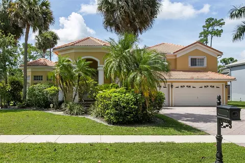15642 Cypress Park Dr, Wellington, FL 33414