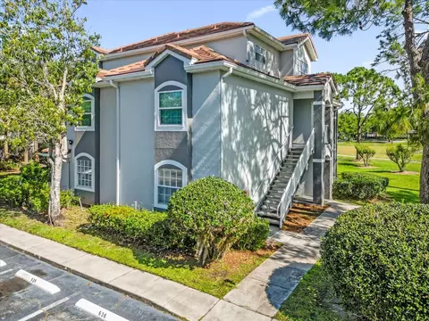 13953 Fairway Island Dr #618, Orlando, FL 32837