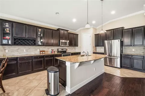 Kitchen - 7174 Beek St, Windermere, FL 34786 photo 3 of 3