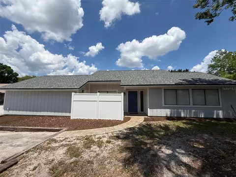 706 Lakeside Dr, Winter Springs, FL 32708