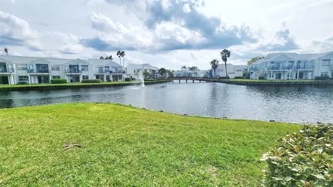 2528 Woodgate Blvd #102, Orlando, FL 32822