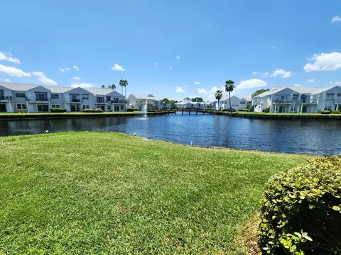 2528 Woodgate Blvd #102, Orlando, FL 32822