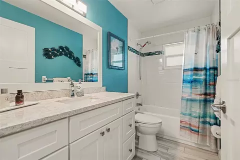 Bath - 5070 Curtis Blvd, Cocoa, FL 32927 photo 3 of 3