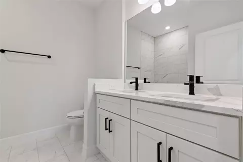 Bath - 7077 SW 131st Loop, Ocala, FL 34473 photo 3 of 4