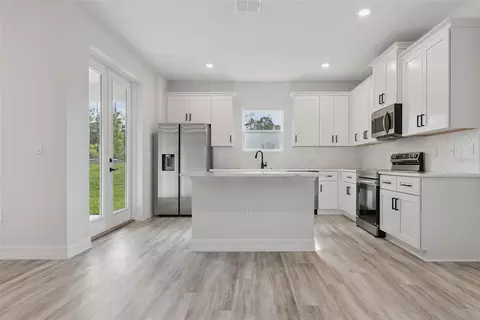 Kitchen - 7077 SW 131st Loop, Ocala, FL 34473 photo 1 of 2
