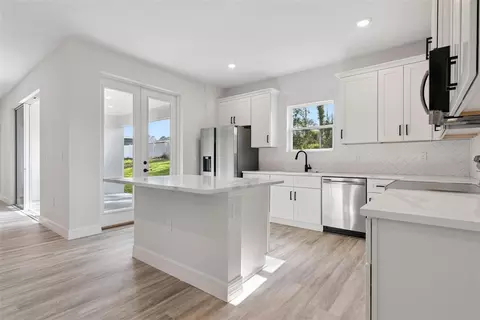 Kitchen - 7077 SW 131st Loop, Ocala, FL 34473 photo 2 of 2