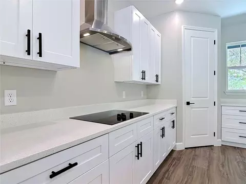 Kitchen - 41260 Balsam St, Eustis, FL 32736 photo 5 of 6