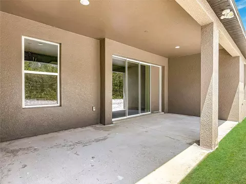 Exterior - 41260 Balsam St, Eustis, FL 32736 photo 5 of 8