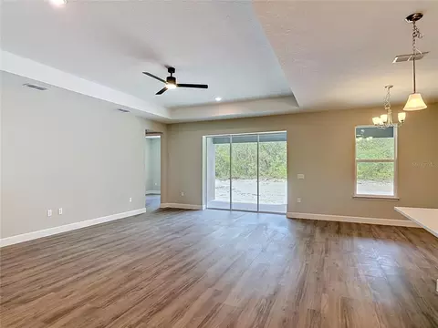 Living - 41260 Balsam St, Eustis, FL 32736 photo 2 of 6
