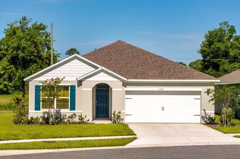 6358 Sanders Grove Cir, Okahumpka, FL 34762