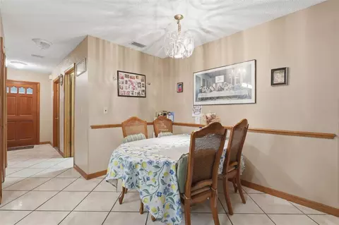 Dining - 2307 Fitzpatrick Ter, Deltona, FL 32725 photo 2 of 7