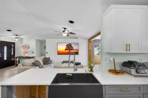 Kitchen - 4630 SE 58th Pl, Ocala, FL 34480 photo 3 of 3