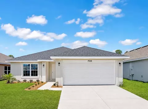 Exterior - 7636 Bent Tree Loop, Saint Cloud, FL 34771 photo 1 of 5