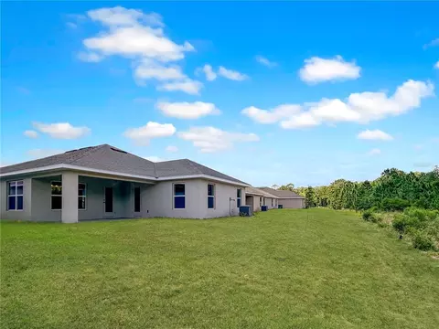 Exterior - 7636 Bent Tree Loop, Saint Cloud, FL 34771 photo 4 of 5