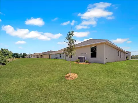 Exterior - 7636 Bent Tree Loop, Saint Cloud, FL 34771 photo 2 of 5