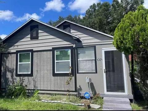 1301 Prescott St S, Saint Petersburg, FL 33712
