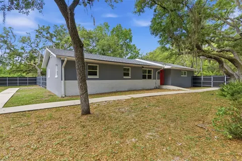 176 Lake Eva Dr, Chuluota, FL 32766