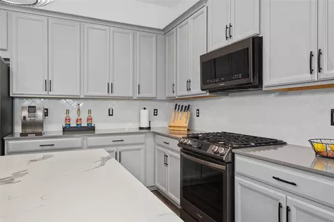 Kitchen - 2905 Tupelo Loop, Saint Cloud, FL 34772 photo 5 of 5