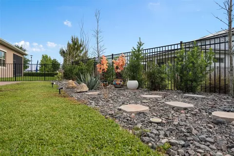 Exterior - 2905 Tupelo Loop, Saint Cloud, FL 34772 photo 7 of 11