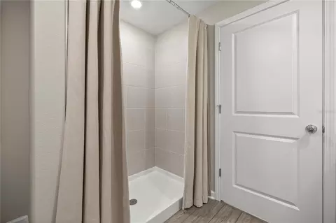 Bath - 4862 NW 16th Ln, Ocala, FL 34482 photo 2 of 2