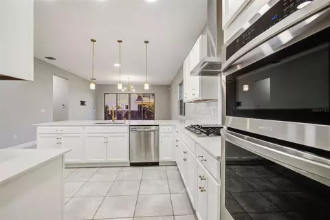 Kitchen - 5234 Buttonsage Dr, Saint Cloud, FL 34772 photo 3 of 4