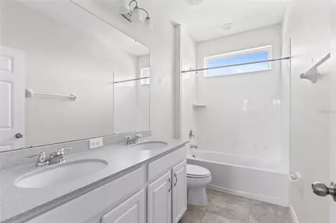 Bath - 2819 Stonegate Dr, Ocoee, FL 34761 photo 3 of 3