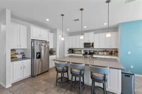 Kitchen - 2819 Stonegate Dr, Ocoee, FL 34761 photo 3 of 4