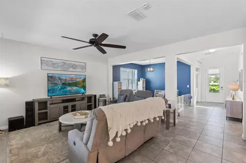 Entry Way - 2819 Stonegate Dr, Ocoee, FL 34761 photo 1 of 3