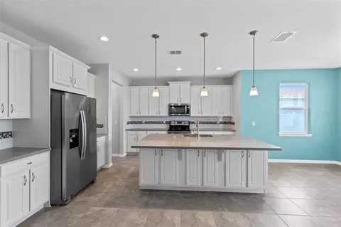 Kitchen - 2819 Stonegate Dr, Ocoee, FL 34761 photo 2 of 2