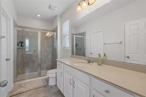 Bath - 2819 Stonegate Dr, Ocoee, FL 34761 photo 2 of 3