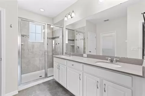 Bath - 2819 Stonegate Dr, Ocoee, FL 34761 photo 1 of 3
