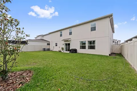 Exterior - 799 Hitch Loop, Saint Cloud, FL 34772 photo 4 of 9