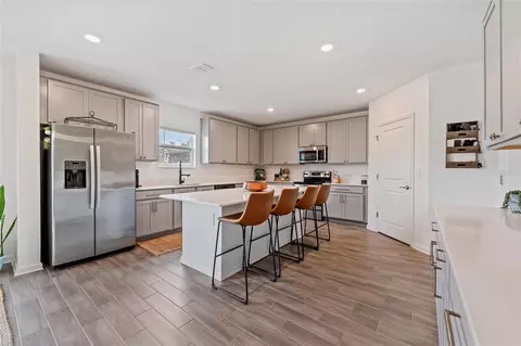 Kitchen - 799 Hitch Loop, Saint Cloud, FL 34772 photo 1 of 4