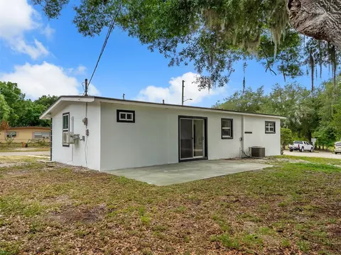 Exterior - 900 Jamela Dr, Ocoee, FL 34761 photo 6 of 9
