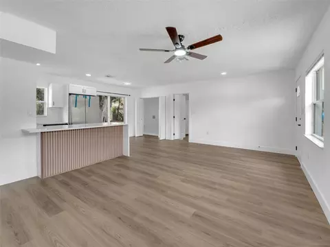 Living - 900 Jamela Dr, Ocoee, FL 34761 photo 3 of 3